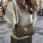 Vintage Women's Crossbody Tote – Adjustable Waterproof PU - Image 4